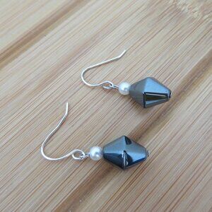 Pearl and Dark Silver Metallic Diamond Beaded Earrings